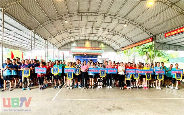 Giải Bóng chuyền hơi phường Uông Bí