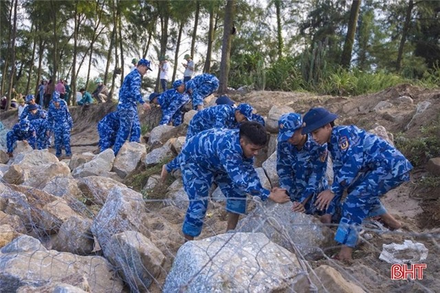 Thủ tướng chỉ đạo quyết liệt ứng phó bão số 5