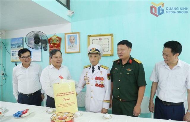 Biết ơn người có công