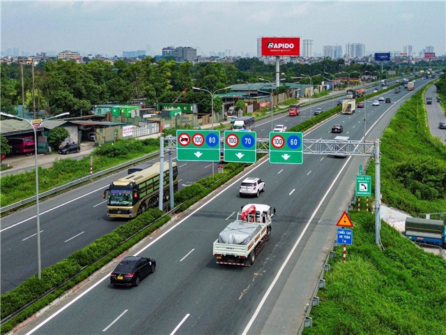 8 số điện thoại của lãnh đạo CSGT tiếp nhận phản ánh vi phạm trên cao tốc