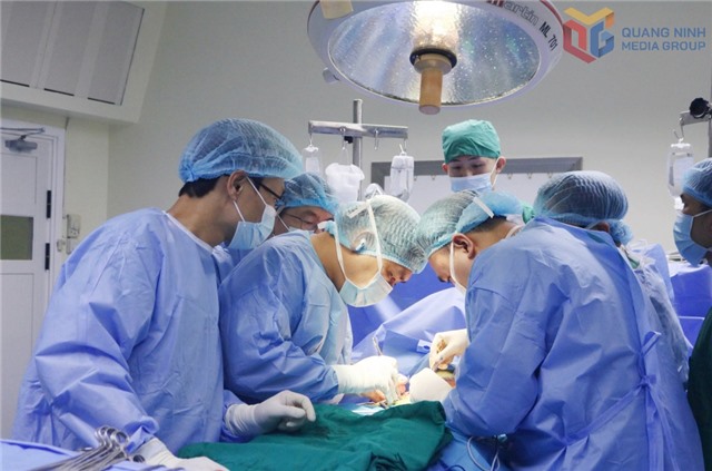 Bệnh viện Việt Nam - Thụy Điển Uông Bí bứt phá kỹ thuật cao