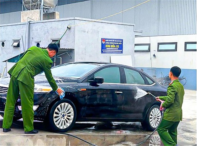 Đoàn thanh niên Phân trại Uông Bí - Trại giam Công an tỉnh hoàn thành Công trình Thanh niên “Khu rửa xe”