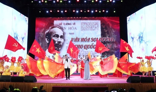 Toàn văn Nghị quyết của Bộ Chính trị về phát triển văn hóa Việt Nam