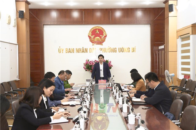 UBND phường Uông Bí giao ban thường kỳ tháng 1/2026
