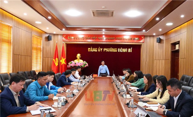 Giao ban các cơ quan tham mưu, giúp việc Đảng uỷ phường Uông Bí