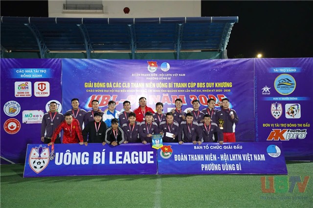 Phường Uông Bí bế mạc Giải bóng đá các CLB thanh niên năm 2025