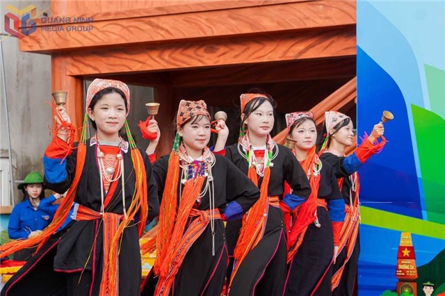 Hỗ trợ 10 triệu đồng cho mỗi thôn, khu phố đón Tết Bính Ngọ