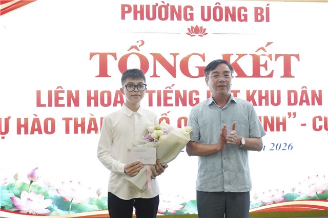 PHƯỜNG UÔNG BÍ GẶP GỠ, ĐỘNG VIÊN VÀ VINH DANH ĐOÀN VĂN NGHỆ THAM GIA LIÊN HOAN TIẾNG HÁT KHU DÂN CƯ NĂM 2026