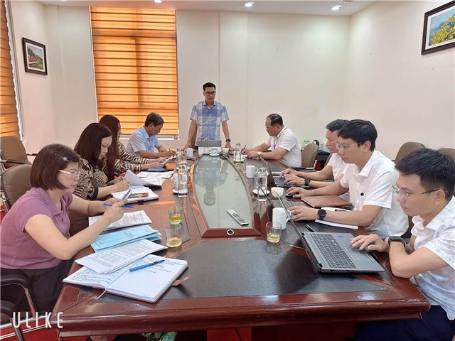 Ban Kinh tế - Ngân sách HĐND phường Uông Bí giám sát công tác thu gom, vận chuyển và xử lý rác thải sinh hoạt trên địa bàn