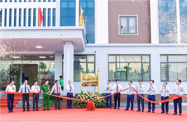 Công ty Kho vận Đá Bạc - Vinacomin: Khánh thành và gắn biển công trình Nhà điều hành sản xuất Ga A