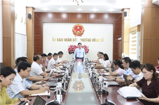 UBND phường Uông Bí giao ban thường kỳ tháng 10, triển khai  nhiệm vụ trọng tâm tháng 11/2026