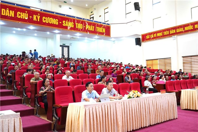 HỘI NGHỊ TUYÊN TRUYỀN LUẬT THỰC HIỆN DÂN CHỦ Ở CƠ SỞ VÀ CẢI CÁCH HÀNH CHÍNH TRÊN ĐỊA BÀN PHƯỜNG UÔNG BÍ