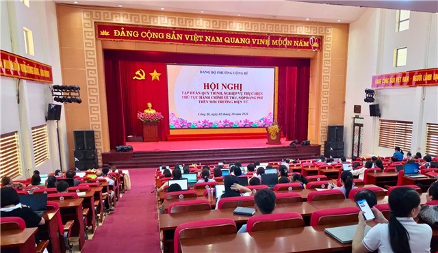 UÔNG BÍ TẬP HUẤN QUY TRÌNH THU, NỘP ĐẢNG PHÍ TRÊN MÔI TRƯỜNG ĐIỆN TỬ