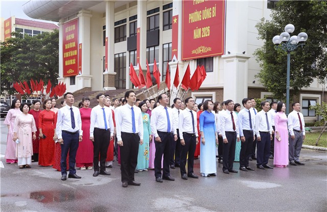 PHƯỜNG UÔNG BÍ TỔ CHỨC LỄ CHÀO CỜ THÁNG 10 NĂM 2026