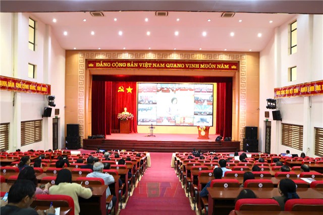 Phường Uông Bí dự hội nghị trực tuyến toàn quốc triển khai công tác bầu cử