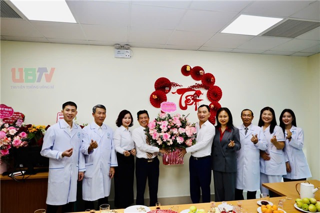 Lãnh đạo Việt Thuận GROUP chúc mừng các đơn vị nhân kỷ niệm 71 năm ngày thầy thuốc Việt Nam (27/02/1955 - 27/02/2026)