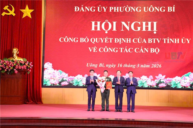 Đảng ủy phường Uông Bí công bố quyết định của Ban Thường vụ Tỉnh ủy về công tác cán bộ