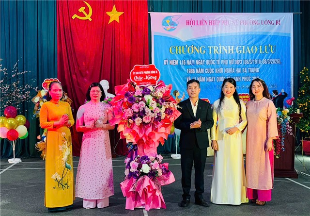 Giao lưu kỷ niệm Ngày Quốc tế Phụ nữ 8/3 tại khu Quang Trung 3