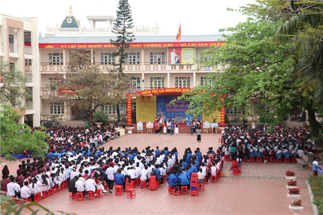 Sôi nổi Ngày hội “Thiếu niên vui khoẻ - Tiến bước lên Đoàn” tại Trường THCS Trần Quốc Toản