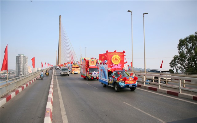 Các đoàn tham gia Liên hoan Tuyên truyền lưu động toàn quốc sẽ lưu diễn phục vụ Nhân dân tại phường Uông Bí