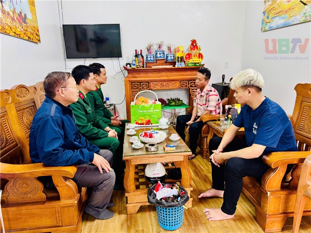 Viết tiếp ước mơ của cha trong màu áo lính