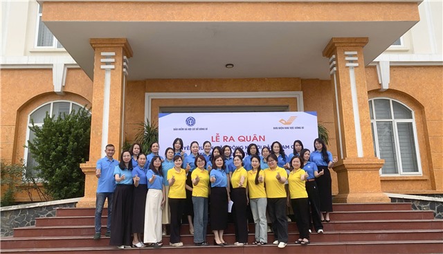 BHXH cơ sở Uông Bí ra quân tuyên truyền, vận động người dân tham gia BHXH tự nguyện, BHYT hộ gia đình 