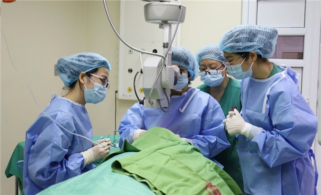 Lần đầu triển khai ghép giác mạc tại Quảng Ninh