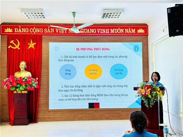 BHXH cơ sở Uông Bí đẩy mạnh triển khai chính sách BHXH tới hộ kinh doanh cá thể