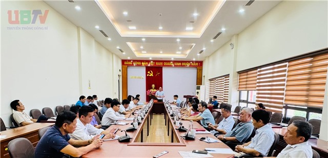 Họp triển khai thu giá dịch vụ công ích năm 2026