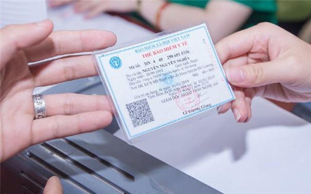 Từ 15/5, cho mượn thẻ BHYT để khám chữa bệnh sẽ bị phạt đến 5 triệu đồng