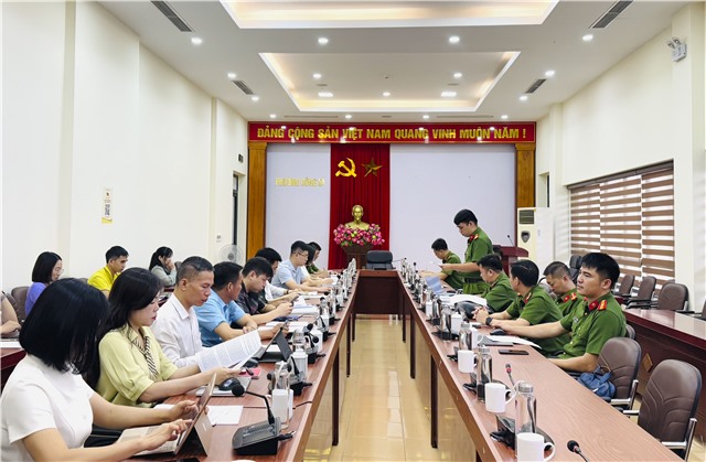 Công an tỉnh làm việc với phường Uông Bí về công tác phòng, chống ma túy