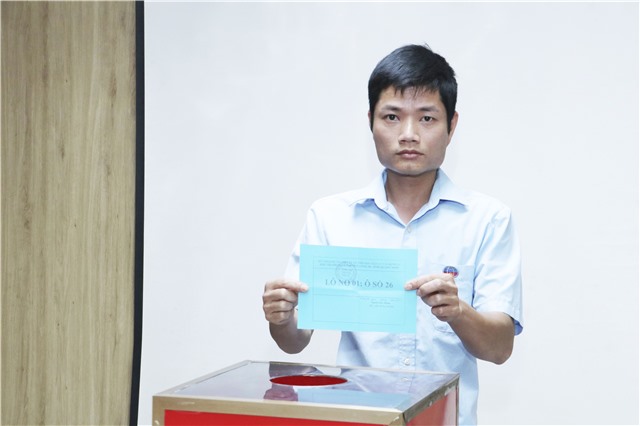 Bốc thăm xác định vị trí tái định cư cho hộ dân thuộc Dự án Mở rộng, nâng cấp Bệnh viện Việt Nam – Thụy Điển Uông Bí