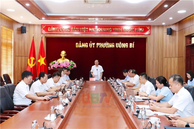 Giao ban thường trực Đảng ủy phường Uông bí tuần thứ 26