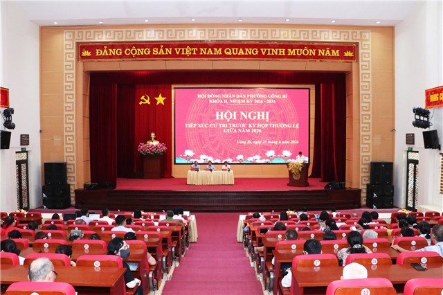 Đại biểu HĐND phường Uông Bí tiếp xúc cử tri trước kỳ họp thường lệ giữa năm 2026
