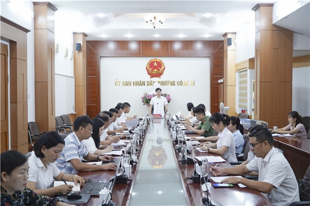 UBND phường Uông Bí họp phiên thường kỳ đề ra nhiệm vụ, giải pháp trọng tâm 6 tháng cuối năm 2026