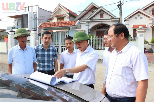 Ủy ban MTTQ Việt Nam tỉnh giám sát việc triển khai thực hiện Kế hoạch số 272 của UBND tỉnh trên địa bàn phường Uông Bí