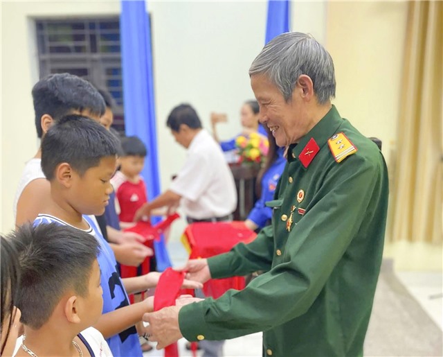TIẾP LỬA TRUYỀN THỐNG - THẮP SÁNG LÝ TƯỞNG TUỔI TRẺ