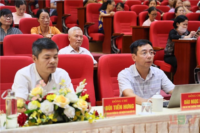 Phường Uông Bí tham dự hội nghị phổ biến, tuyên truyền một số luật được thông qua tại Kỳ họp thứ Nhất, Quốc hội khóa XVI