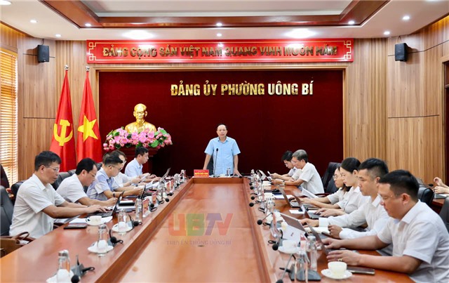 Thường trực Đảng ủy phường Uông Bí giao ban tuần thứ 24