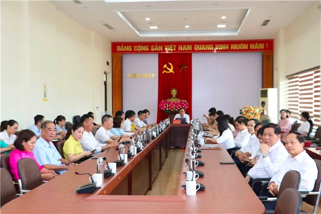 PHƯỜNG UÔNG BÍ DỰ HỘI NGHỊ TOÀN QUỐC SƠ KẾT 1 NĂM 6 THÁNG THỰC HIỆN NGHỊ QUYẾT SỐ  57-NQ/TW