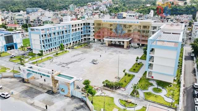 Quảng Ninh đưa đón học sinh đến trường bằng xe buýt điện năm học 2026-2027