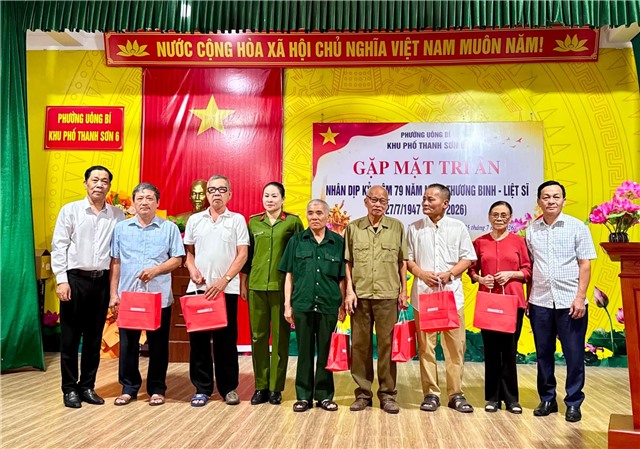 Khu Thanh Sơn 6 gặp mặt tri ân người có công nhân kỷ niệm 79 năm Ngày Thương binh - Liệt sĩ