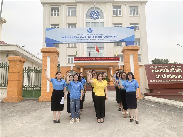 BHXH cơ sở Uông Bí phối hợp tổ chức lễ ra quân tuyên truyền, vận động phát triển người tham gia BHYT hộ gia đình, BHXH tự nguyện