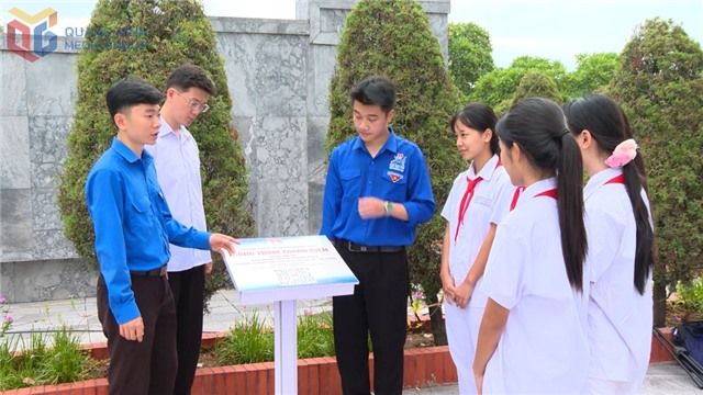 Tiếp lửa truyền thống cách mạng cho thế hệ trẻ