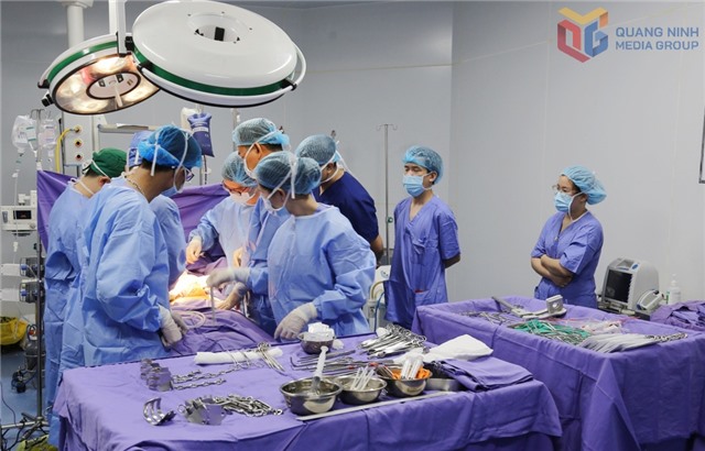 Nâng tầm y tế Quảng Ninh 