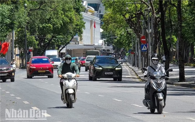 Thời tiết ngày 13/8: Cả nước nắng nóng, Bắc Bộ và Trung Bộ nắng nóng gay gắt hơn 38 độ C