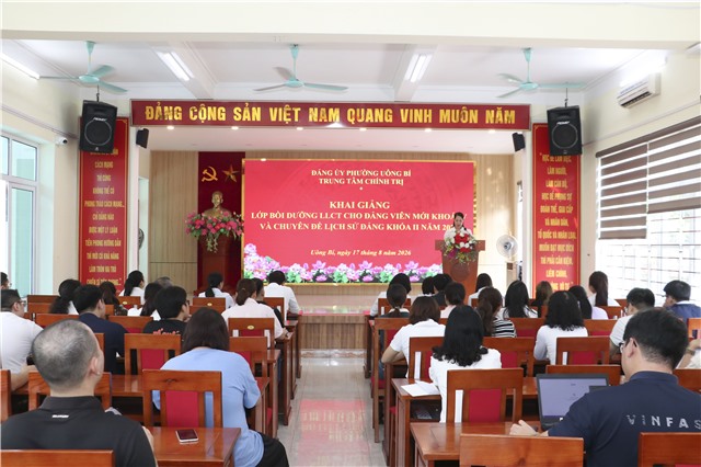 Trung tâm Chính trị Uông Bí : Khai giảng lớp bồi dưỡng lý luận chính trị cho đảng viên mới khóa IV năm 2026