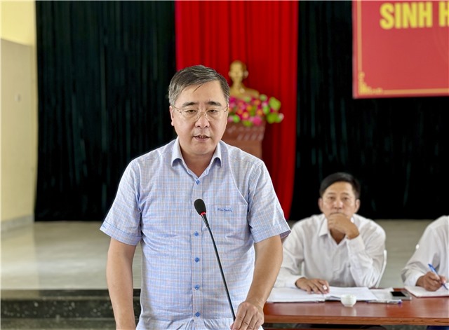 ĐỒNG CHÍ PHÓ CHỦ TỊCH THƯỜNG TRỰC UB MTTQ TỈNH NGUYỄN CHÍ THÀNH DỰ SINH HOẠT ĐIỂM CHI BỘ KHU LẠC THANH 
