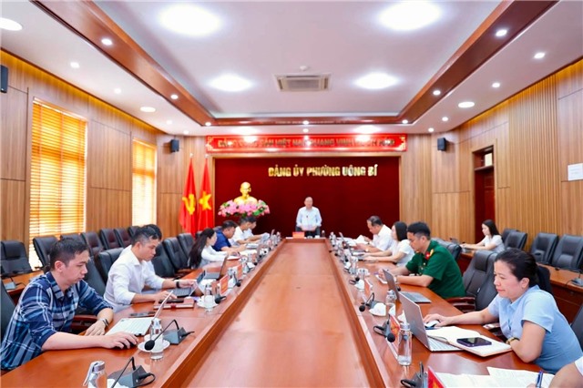 HỘI NGHỊ BAN THƯỜNG VỤ ĐẢNG UỶ PHƯỜNG UÔNG BÍ THÁNG 8
