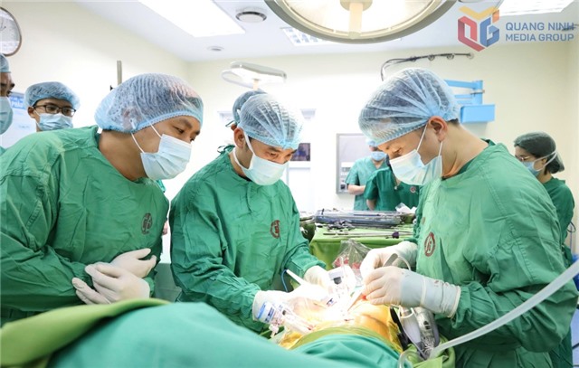 Bệnh viện Việt Nam - Thụy Điển Uông Bí thực hiện thành công ca ghép thận thứ 8
